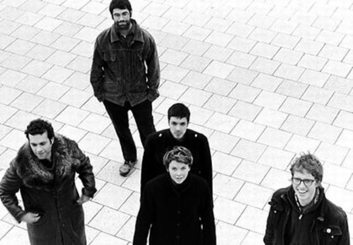 Ab ins Grüne: Die kanadische Band Bell Orchestre spielt in Puch