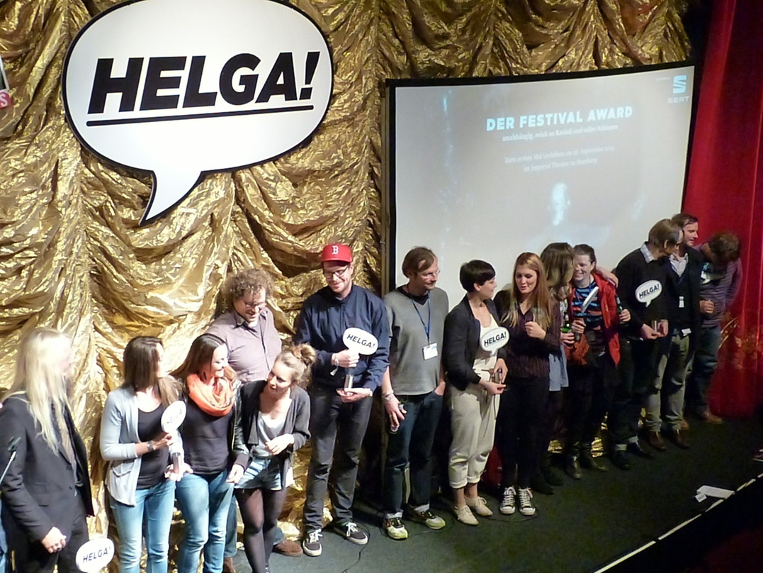 Hatten Grund zur Freude: die Helga-Preisträger auf der Bühne des Imperial Theaters