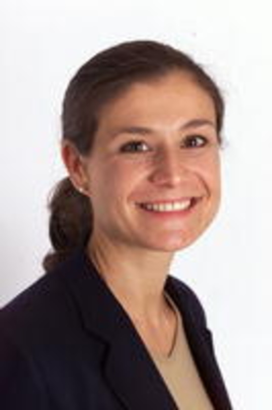c5c12041c9665aa77c6d045b2a450542c2a7ccebee535e4afe116f07310d542e Lädt alljährlich zum Dinner: Fiona von Vaernewyck