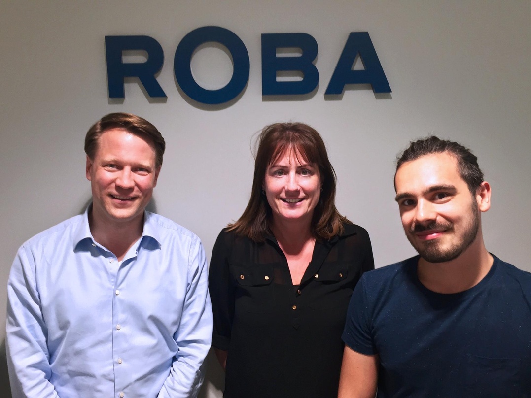 Besiegelten den Vertrag (von links): Christian Baierle (Roba) sowie Anne Miller und Frankie Videtta (beide Accorder)