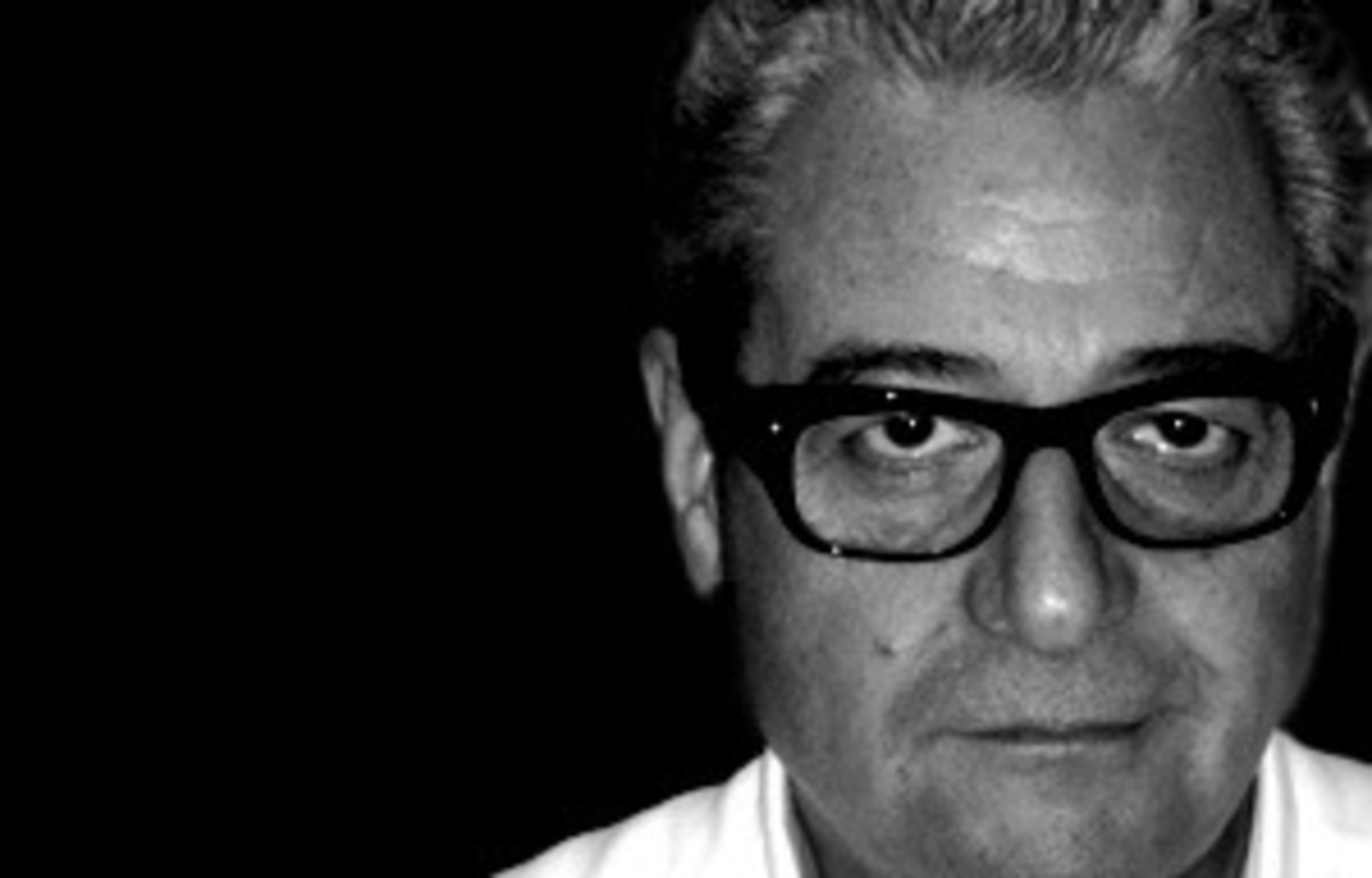Spricht in Hamburg: der britische Agent Barry Dickins