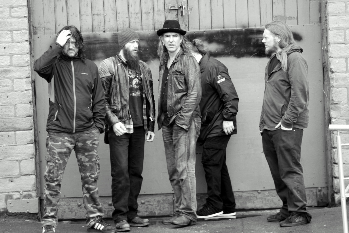 Spielen ihr 15. Weihnachtskonzert in Köln: New Model Army