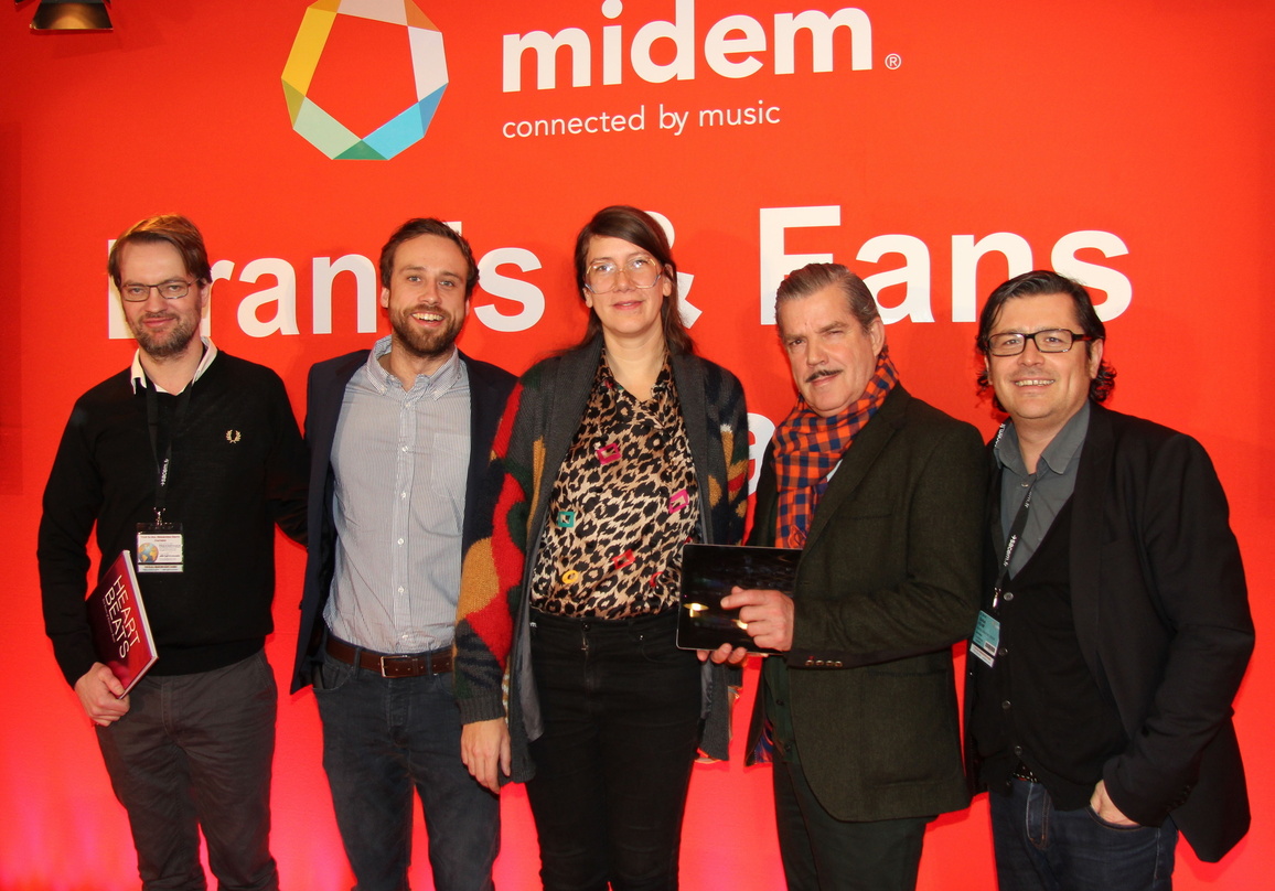 Brachten das Marketingprogramm Electronic Beats der Deutschen Telekom auf die Midem-Bühne (von links): Michael Frohoff (Kruger Media), Dirk Edingloh (Deutsche Telekom), Elke Kuhlen (2bild ...