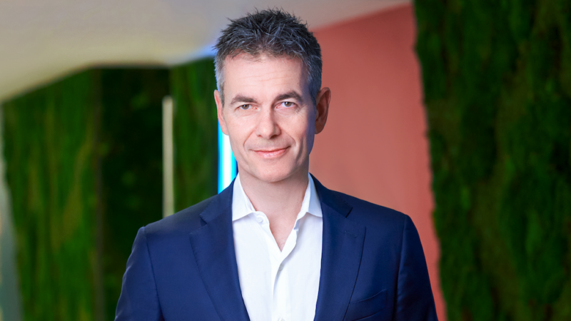 Sieht die Warner Music Group dank einer „Kombination aus kreativen und operativen Erfolgen“ sowie „finanzieller Disziplin“ gut aufgestellt: CEO Robert Kyncl. Foto: Steve Hurley Photography Warner Music Group CEO Robert Kyncl