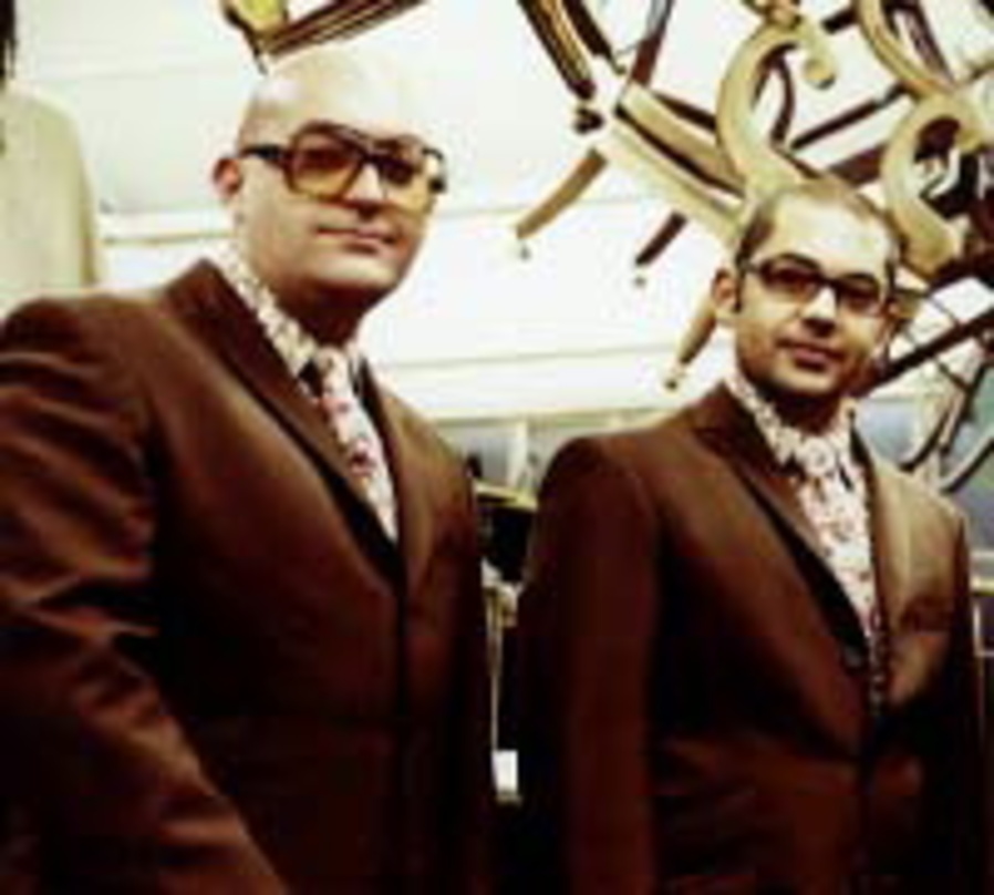 Arbeiten neuerdings mit wechselnden Stimmen: die Morcheeba-Köpfe Paul und Ross Godfrey