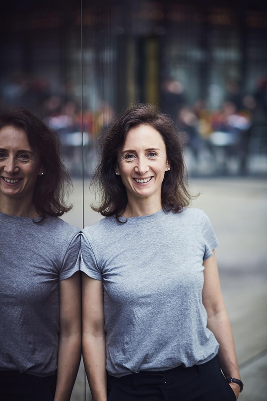 Freut sich, das Paket so schnell auf den Weg gebracht zu haben: Ursula Goebel