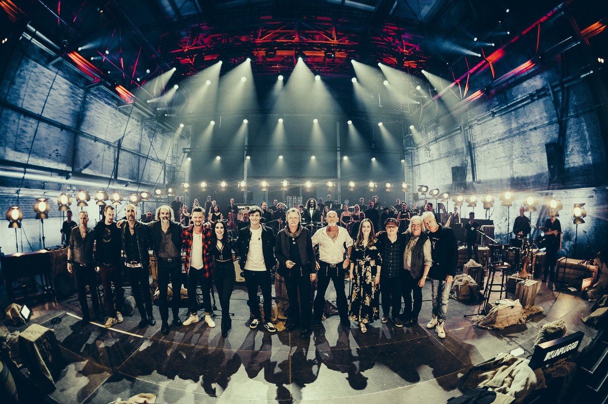 Für "MTV Unplugged" gemeinsam im Einsatz: Santiano mit ihren Gästen und dem Wolf Kerschek Studio Orchester