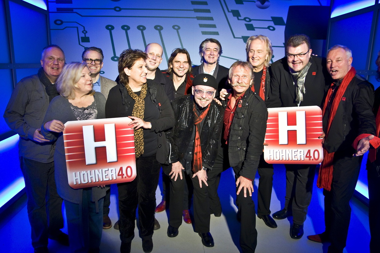 Bei der Albumpräsentation: die Höhner und das EMI-Team