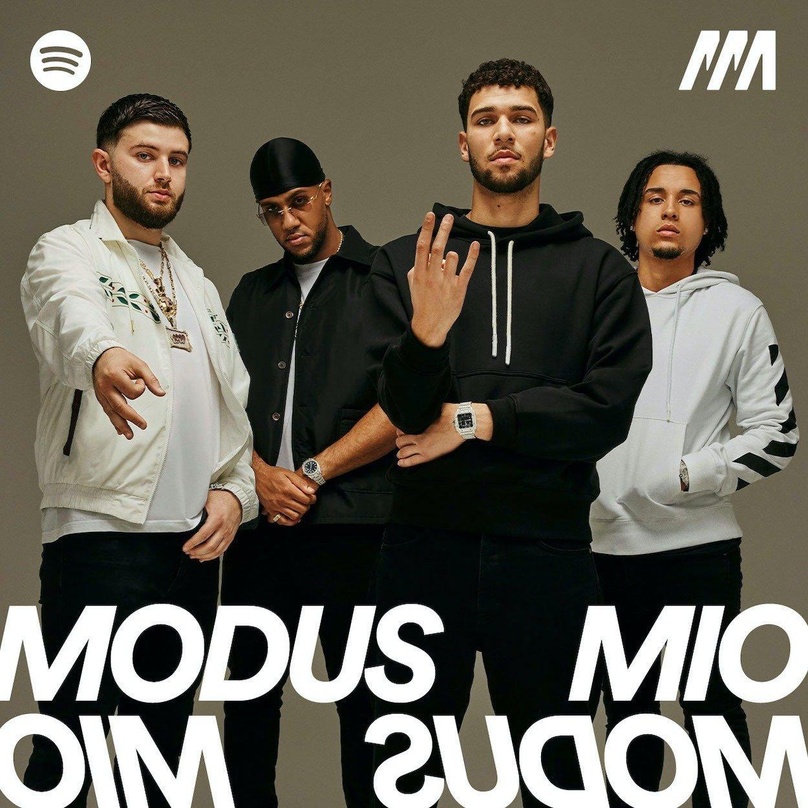cae445bc70a52b80d035e095de06ee84f870ae0197cf15ccb7acb913c1a80c8d Zum Relaunch auf dem Cover der Modus-Mio-Playlist: die Berliner Rapper von 1019