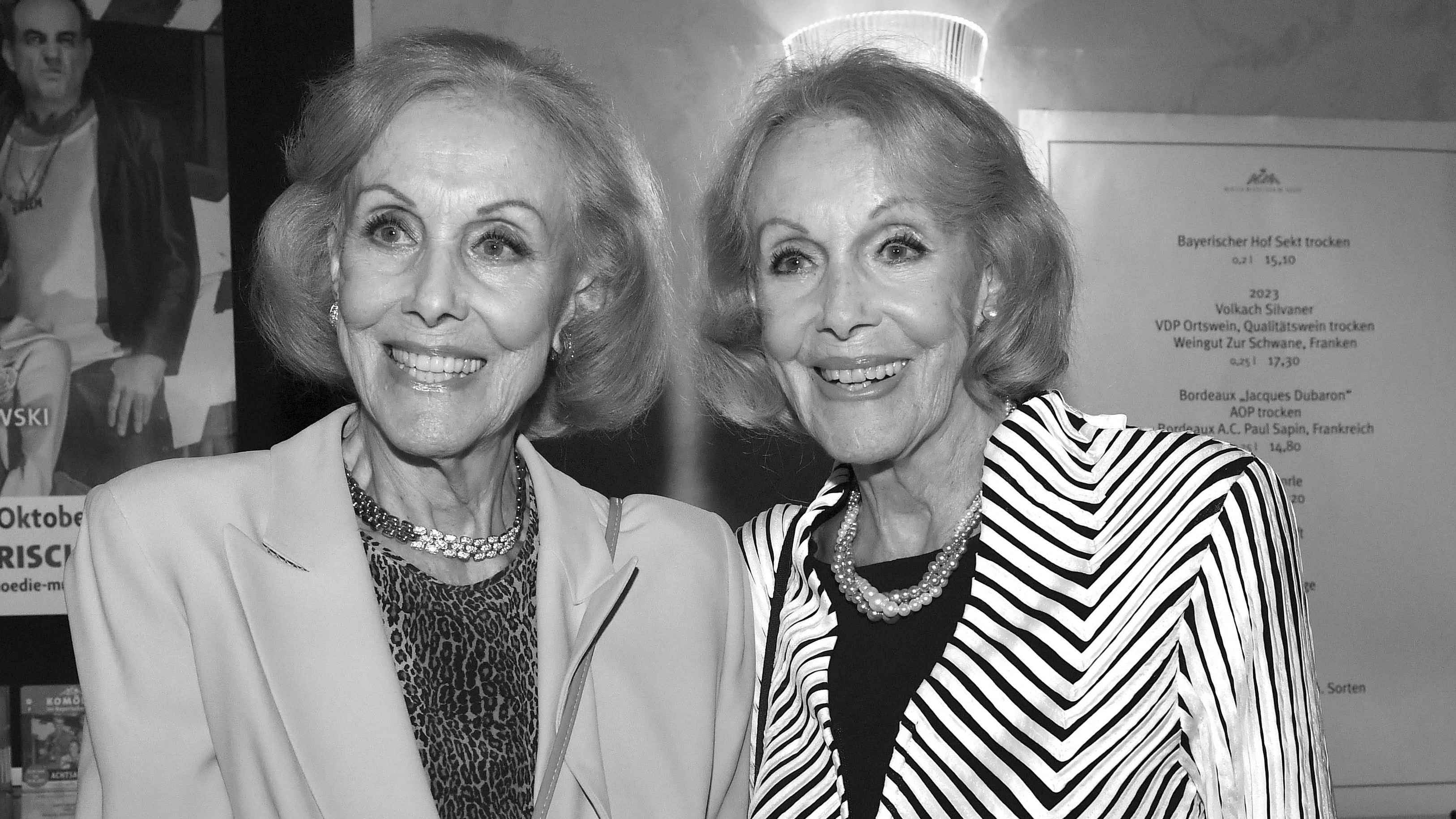 cc89b355 d332 4821 a336 12ebec3d6c0e Verstorben: Alice und Ellen Kessler, hier am 11. September 2025 in der Komödie im Bayerischen Hof in München.