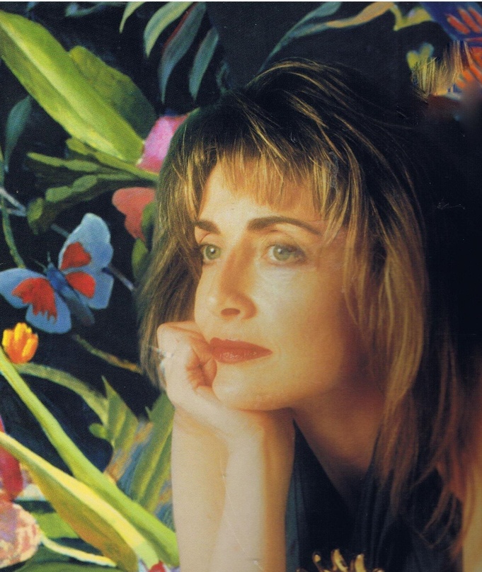 Arbeitet derzeit an neuen Songs: Sally Oldfield
