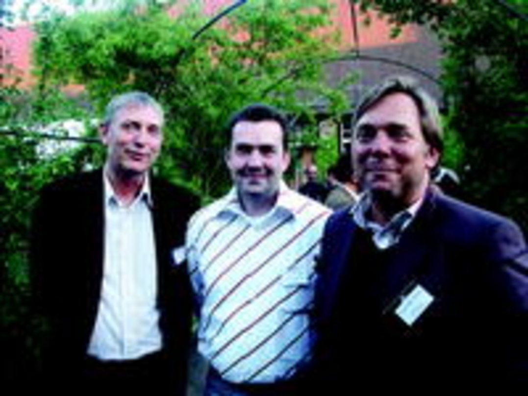 Mobil und online im Geschäft (v.l.n.r.): Kurt Thielen (Zebralution), Thorsten Schliesche (T-Online), Boris Rogosch (AOL)