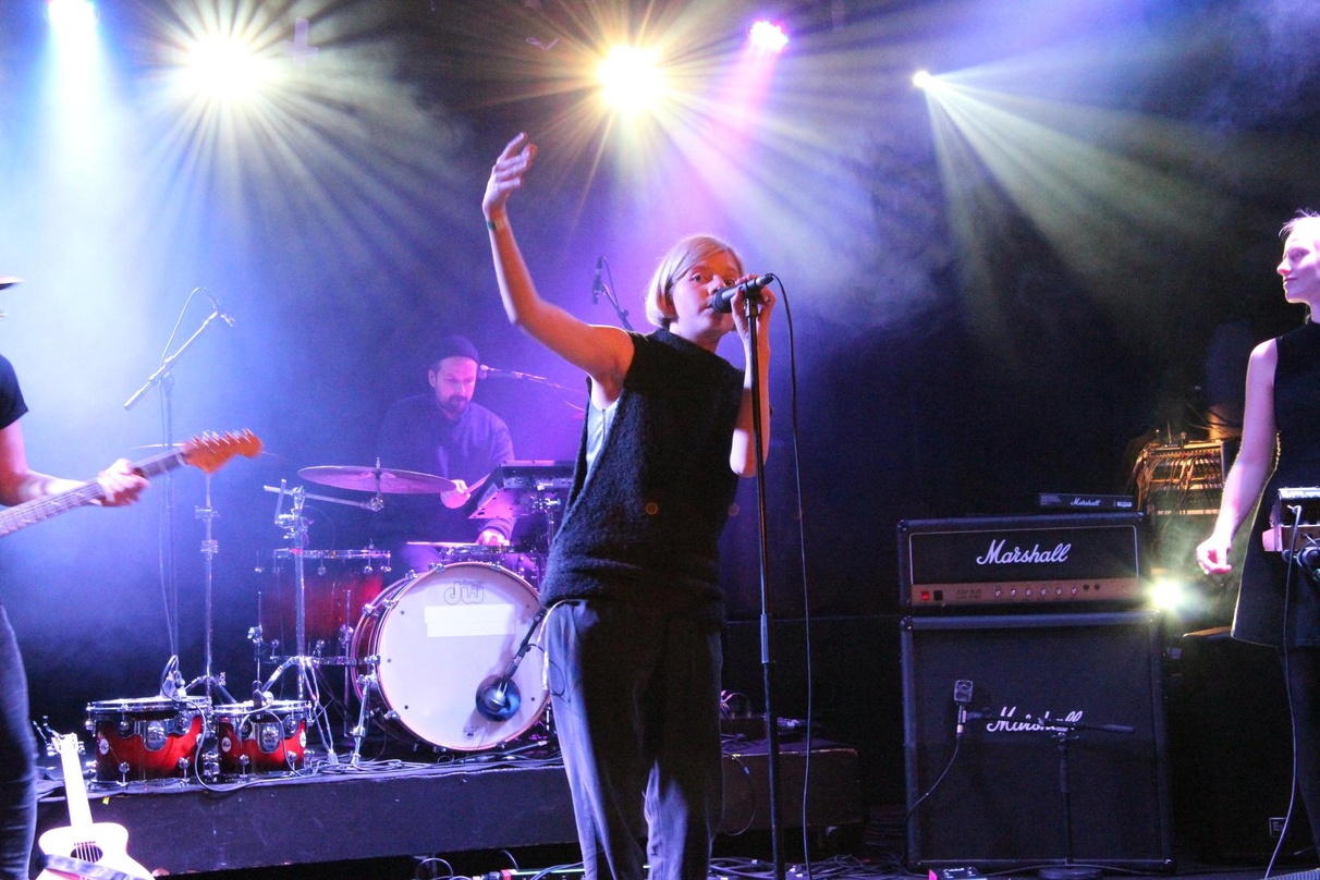 Sang bei Where's The Music? im Club Dynamo: die norwegische Künstlerin Aurora