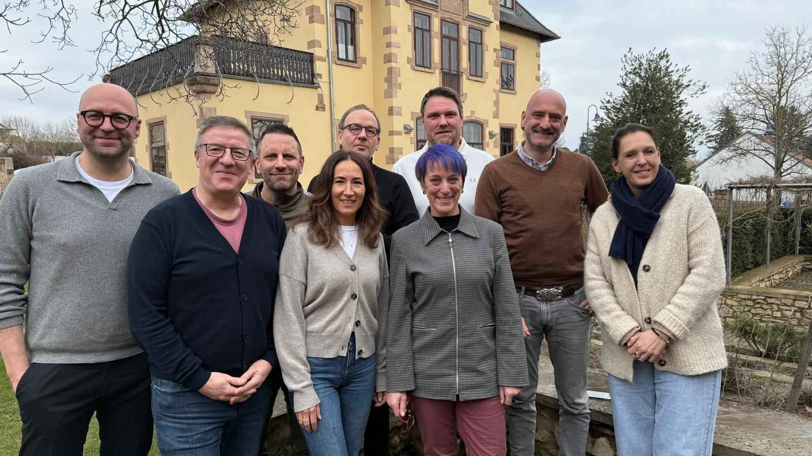 In Westhofen dabei (von links) Christian Gerlach, Christian Doll, Daniel Domdey, Verena Krämer, Götz Schneider-Rothhaar, Kim Sommer, Stephan Thanscheidt, Johannes Everke und Michaela Russ ...