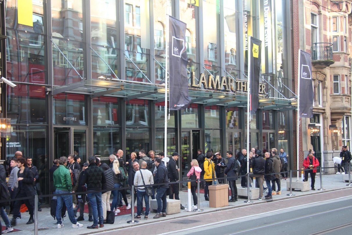 Viele, aber nicht alle ADE-Fachbesucher trafen sich hier: das DeLaMar Theater in Amsterdam
