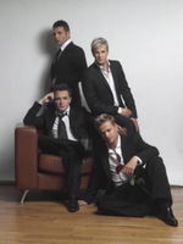 Brauner Sessel statt weißer Couch und trotzdem erfolgreich: Westlife