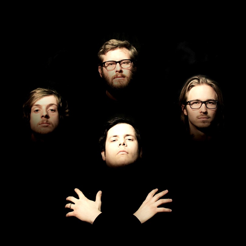 Ließen sich wie auf dem Cover des zweiten Queen-Albums fotografieren: Carlo Luis Ruben Schenk (links), Beat Gottwald (oben), Felix Hansen (unten) und Philipp Jacob-Pahl (rechts)