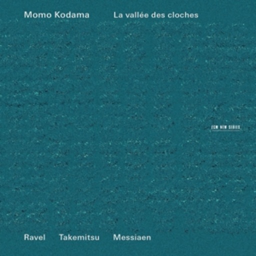 Momo Kodama – La Vallee Des Cloches