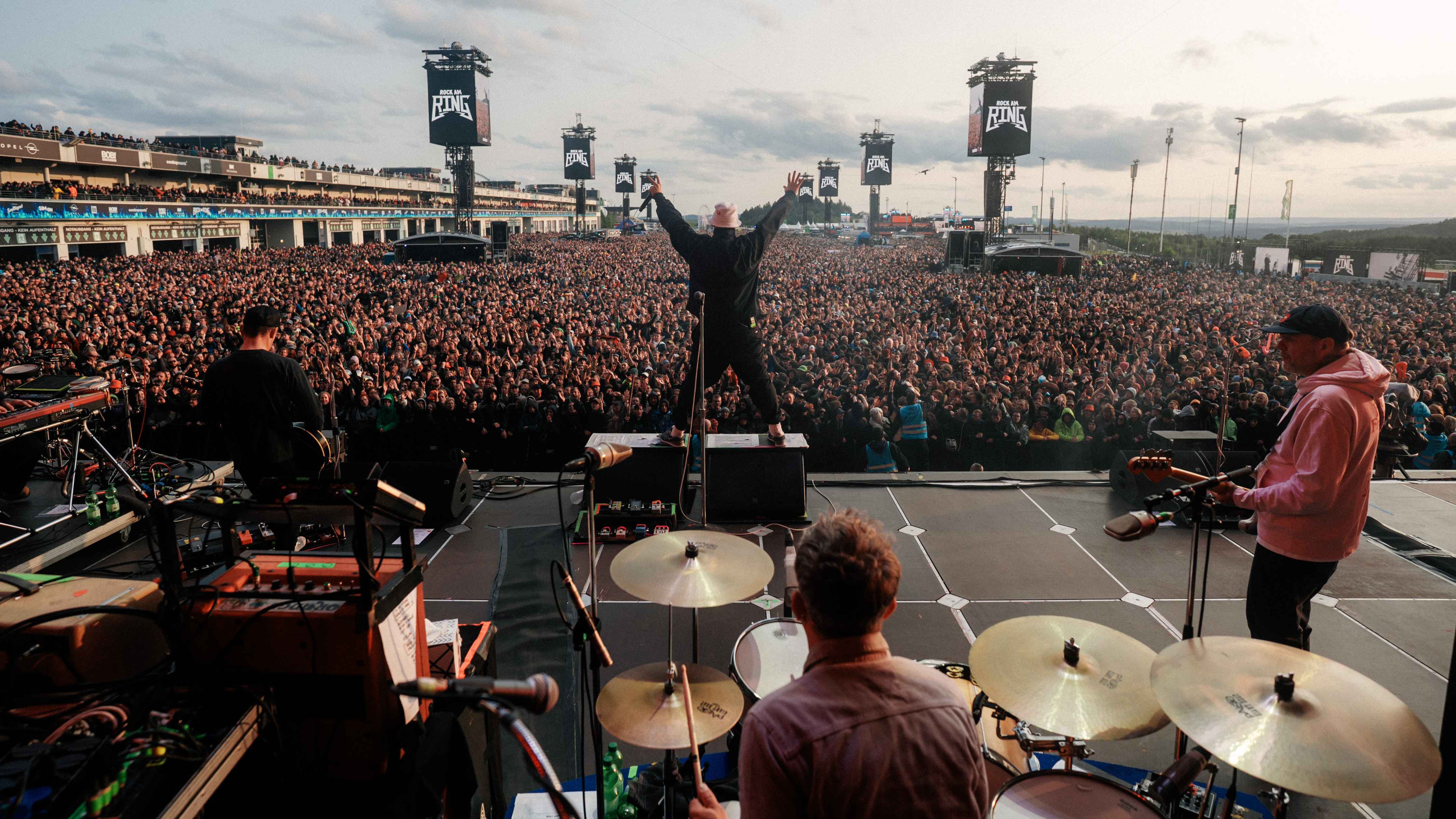 d3683062 78d1 4d35 946c 535d5caf399c Feierte das 40-jährige Jubiläum in der Eifel: Rock am Ring.