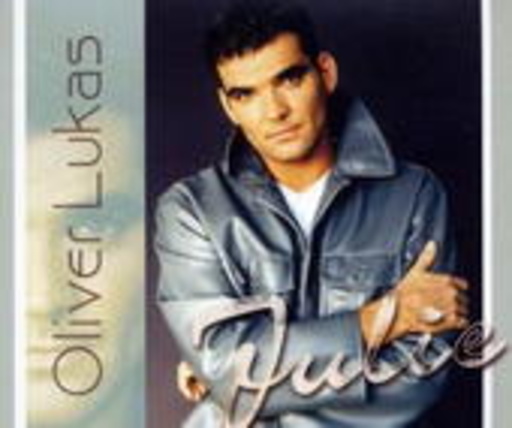 Oliver Lukas – Julie