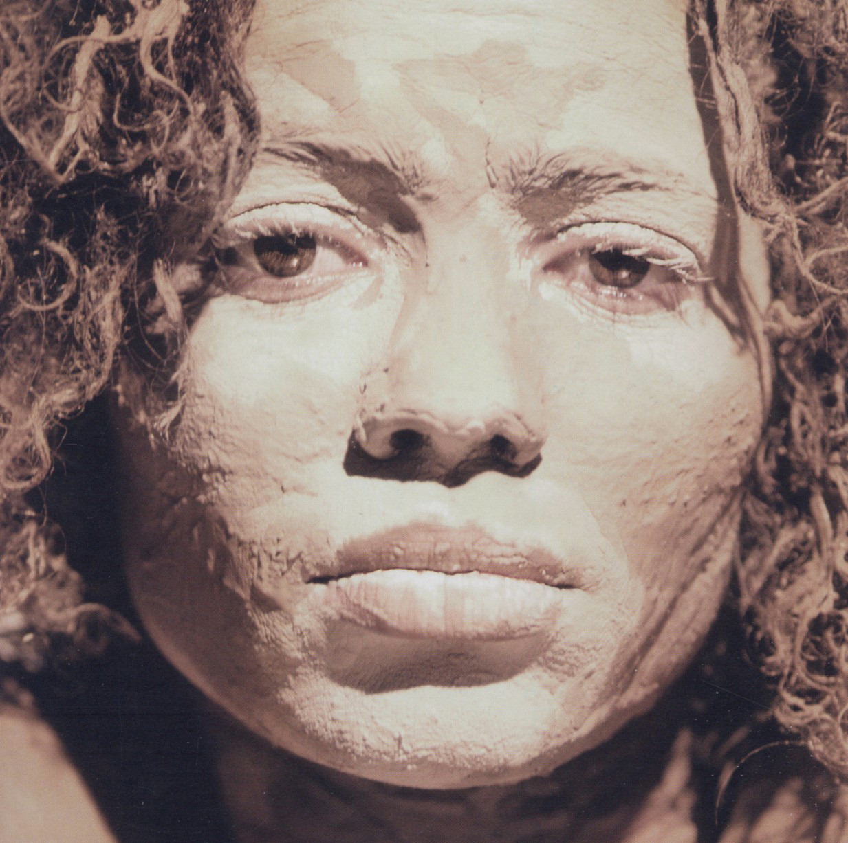 Nneka – Soul Is Heavy