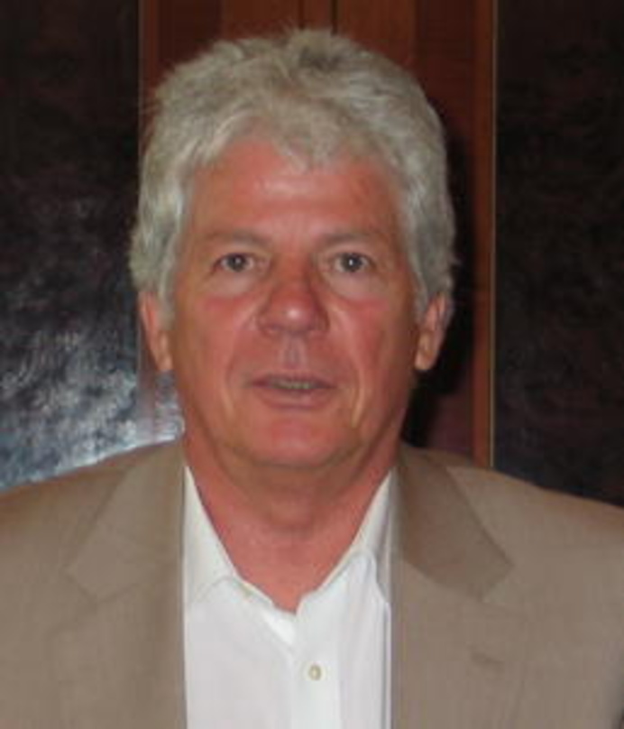 d5ff4a00c6b1d1805bd15e170cd313b21a7701a8af59736f6f3fce36263b723a Meldet Verluste: Thomas M. Stein