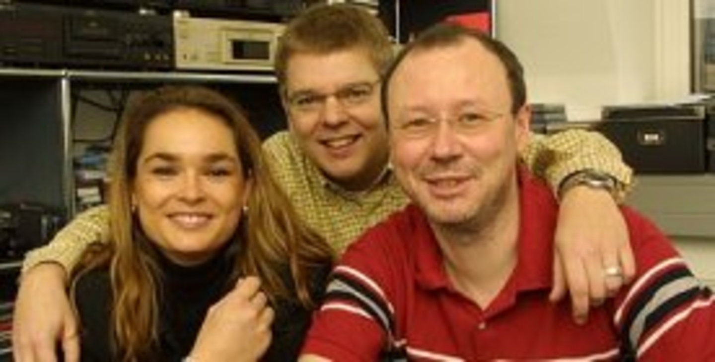Setzen Zusammenarbeit fort (v.l.n.r.): Kathrin Kiesewetter (Legal Affairs UMP), Robert Stegmüller und Walter Gröbchen