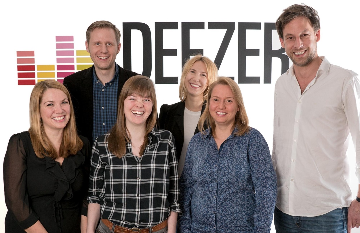Das neu formierte Deezer-Team (von links): Carmen Steinebrunner (Key Account Managerin Deezer DACH), Michael Krause (Vice President Central and Eastern Europe Deezer), Julia Meier (Kids Co...