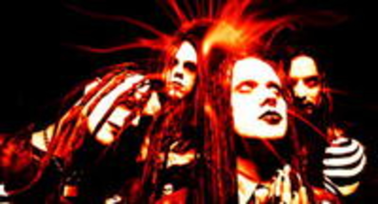 Erneut auf Club-Tour in Deutschland: Wednesday 13