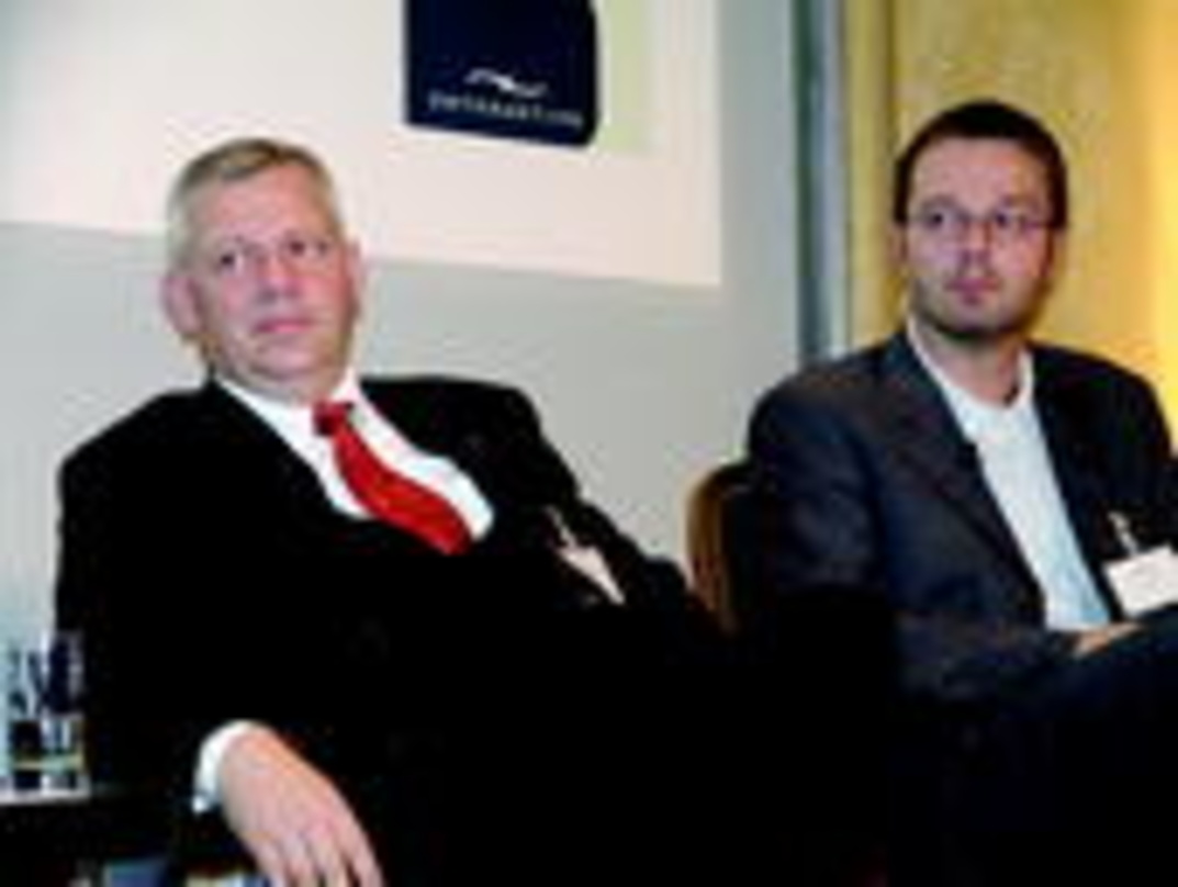 Profitieren vom Kataloggeschäft: Winkelmann (l.) und Rühl