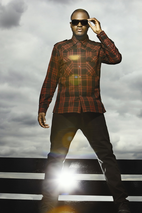 Katapultiert sich mit "Dynamite" an die Spitze: Taio Cruz (Foto: Morten Larsen)
