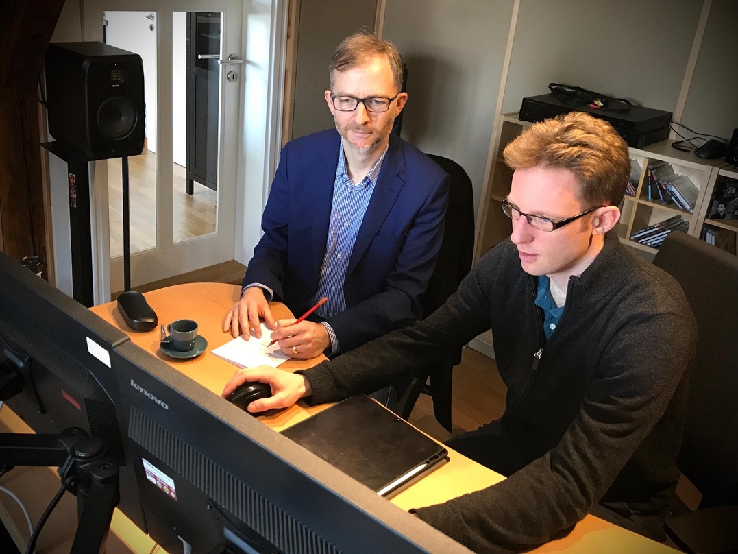 Für sein Projekt zu Glenn Gould nominiert: der Produzent Robert Russ (hier mit Mastering Engineer Martin Kistner, rechts)