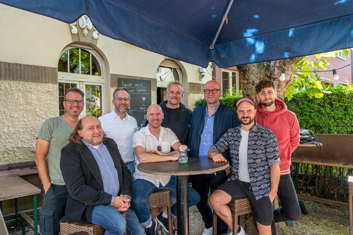 Neue Partner: (von links): Ingo Wolfgarten (Alte Bekannte), Günther Maienschein, Pascal Funke (beide Neuland Concerts), Clemens Schmuck, Daniel Dickopf (beide Alte Bekannte), Christian Ger...