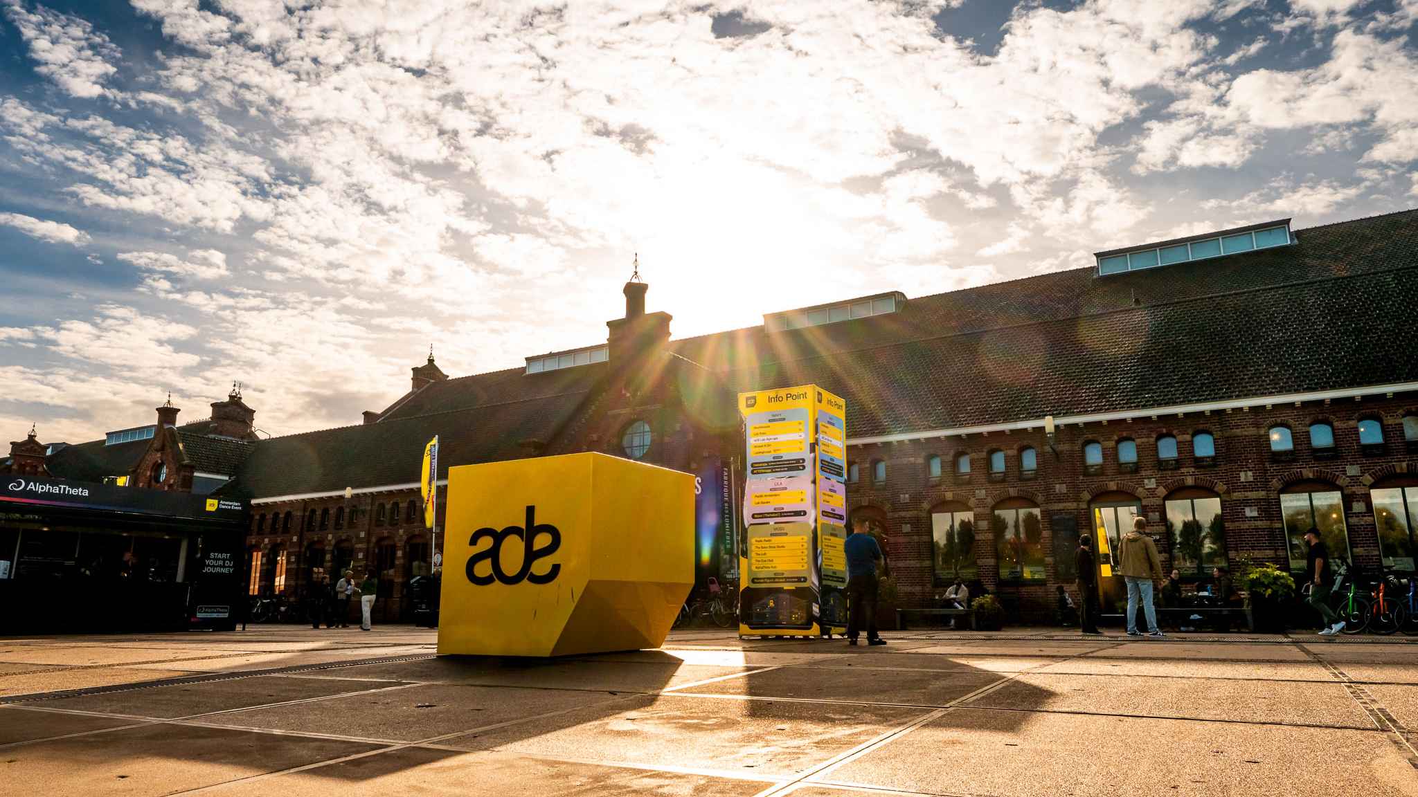 Zieht rund 500.000 Besucher:innen an: das Amsterdam Dance Event.