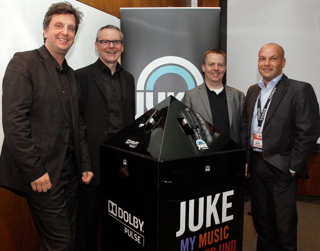 Stellten Juke in Berlin vor (v.l.n.r.): Frank Taubert (24-7 Entertainment), Jonathan Jowitt (Dolby), Erik Dibbern (24-7 Entertainment) und Andreas Rapp (Sonos Europe)