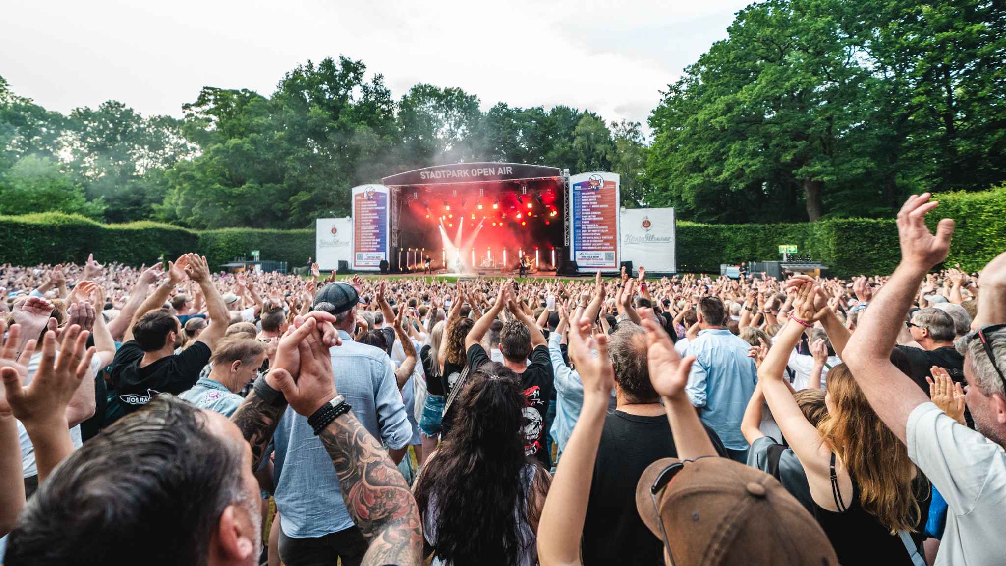 Fand 2025 zum 50. Mal statt: das Stadtpark Open Air von der Karsten Jahnke Konzertdirektion.