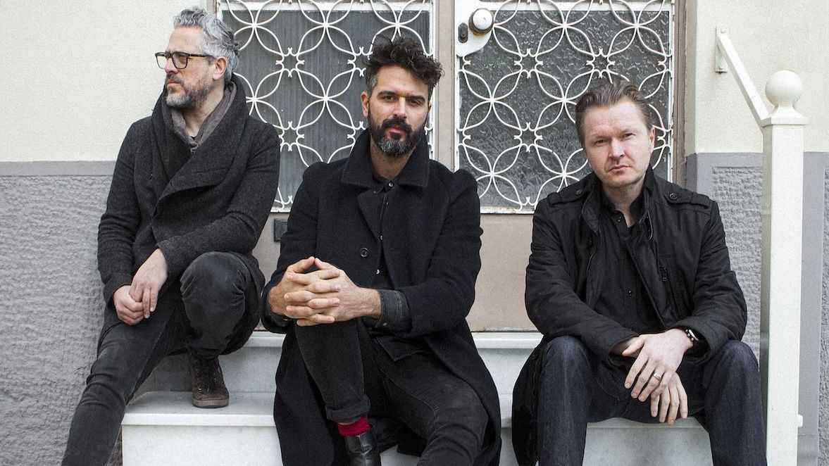 Treten bei der Clubnight der jazzahead! in Bremen auf: Petros Klampanis, Kristjan Randalu und Ziv Ravitz.