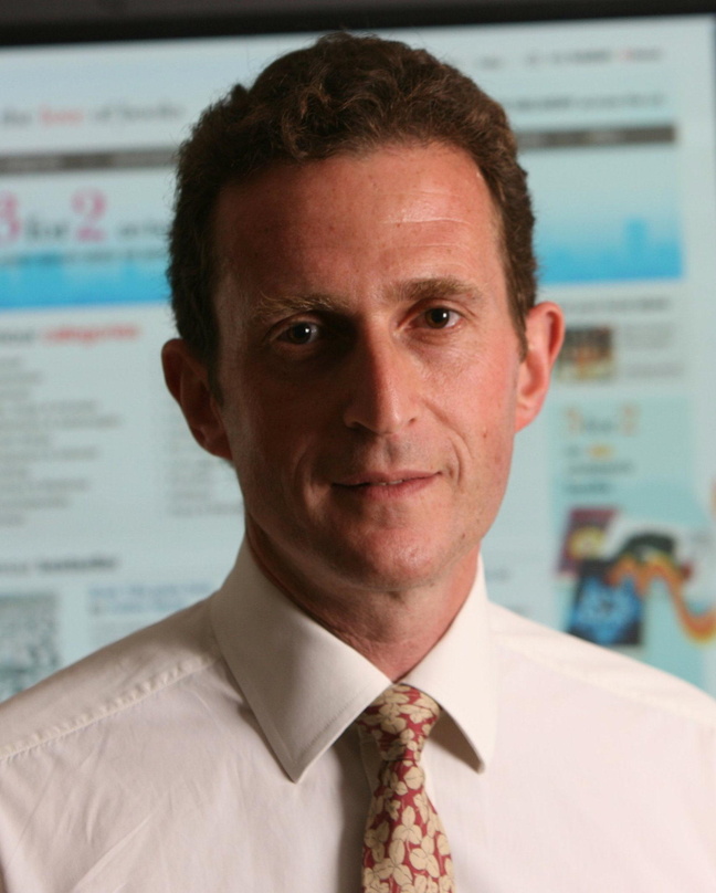 Plant Zukauf: HMV-CEO Simon Fox