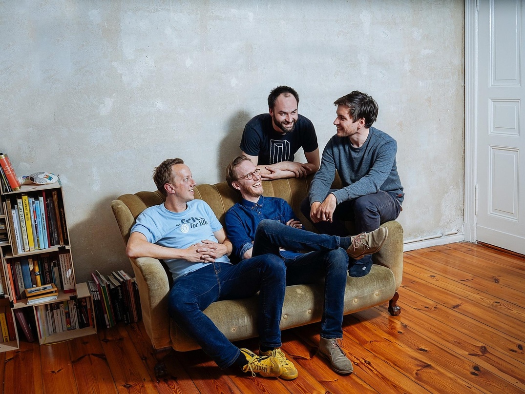 Verfolgen anspruchsvolle Ziele (von links): die Boxar-Gründer Nicolas Röhrs (Geschäftsführer, Marketing & Sales), Gerhard Kühne (Design & Konzeption), Manolis Pahlke (Frontend) und Benjami...