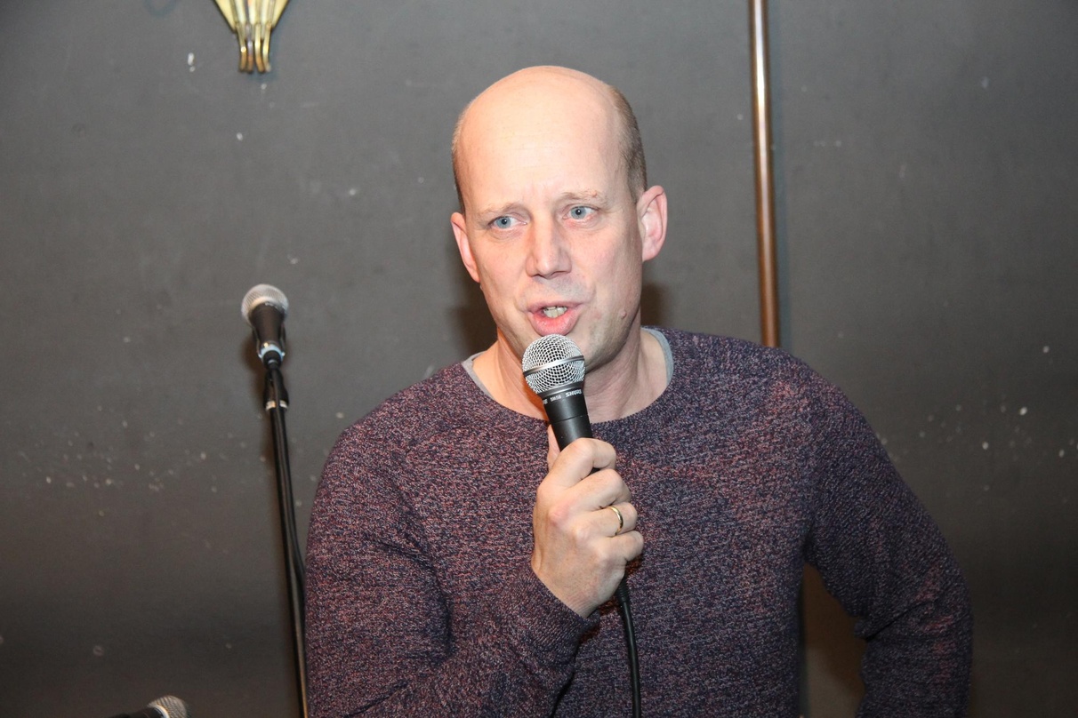 Begrüßte die Handels- und Medienpartner in der Fox Bar: Manfred Rolef