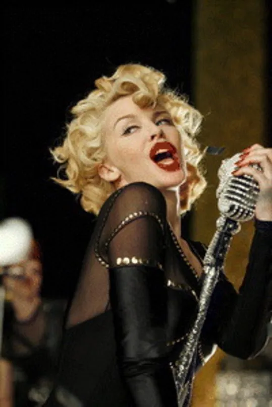 Vorab zu haben: Kylie Minogue