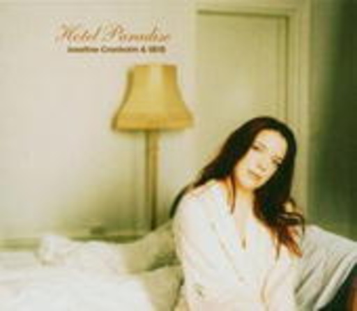 Josefine Cronholm & IBIS – Hotel Paradise