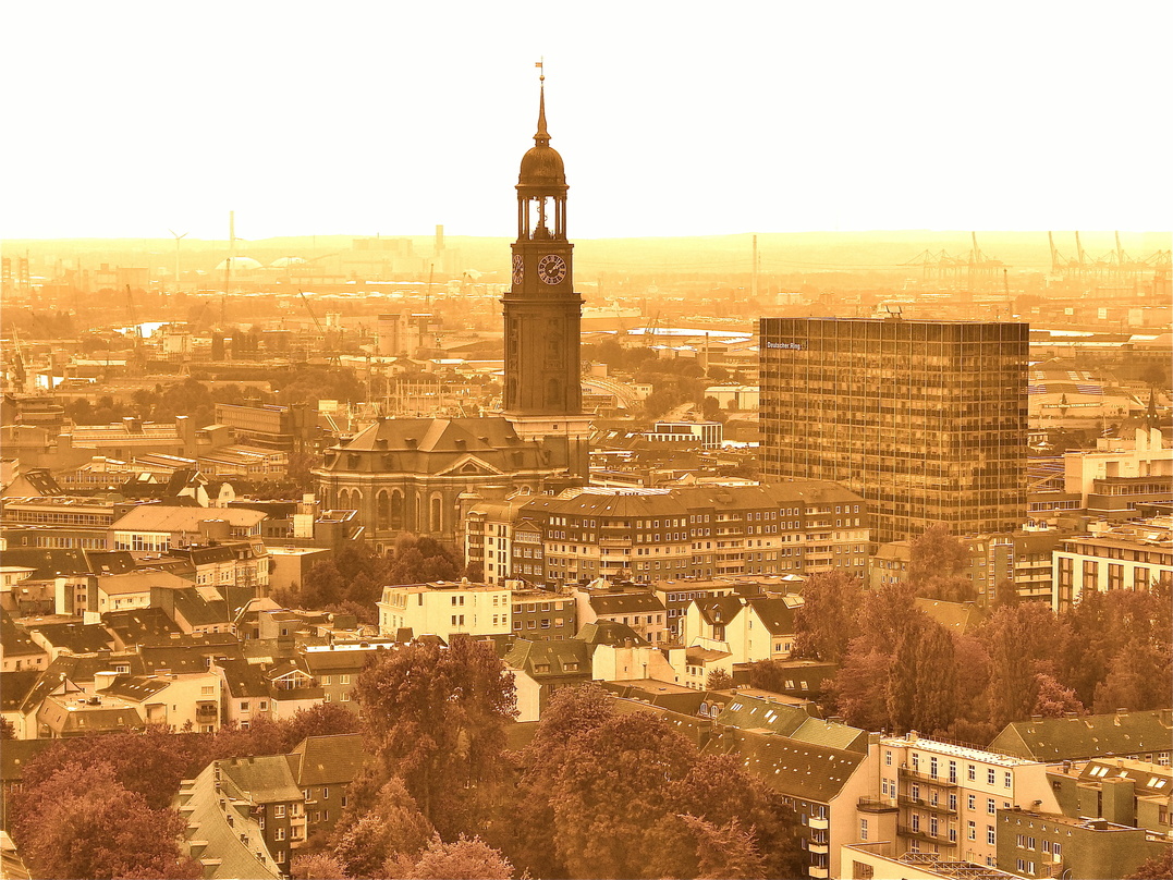 Hambuger Skyline: Goldene Zeiten an der Alster für die Kreativwirtschaft?