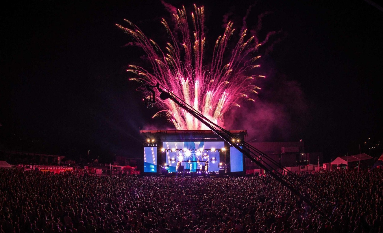 Stimmungsvoller Schlusspunkt: das Feuerwerk beim BigCityBeats SommerTagTraum