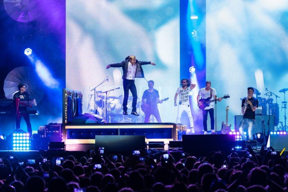 Hob ab bei seinem Live-Comeback: Dieter Bohlen und seine Band beim Konzert auf der Zitadelle Spandau