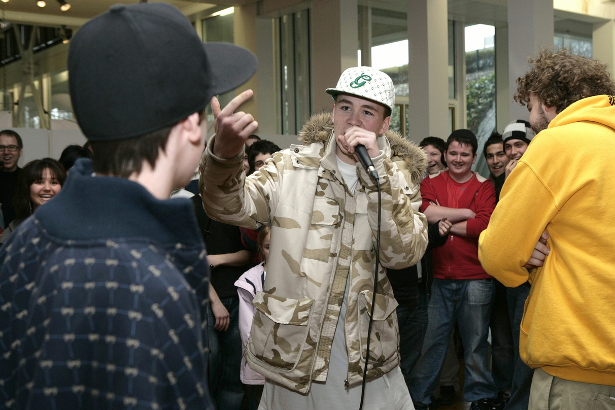 Absolventen der School of Rock 2008: Hier bei den Coachings "Meet-the-Band" und "Words & Raps" im Landesmuseum für Technik und Arbeit in Mannheim (Foto: BASF SE)