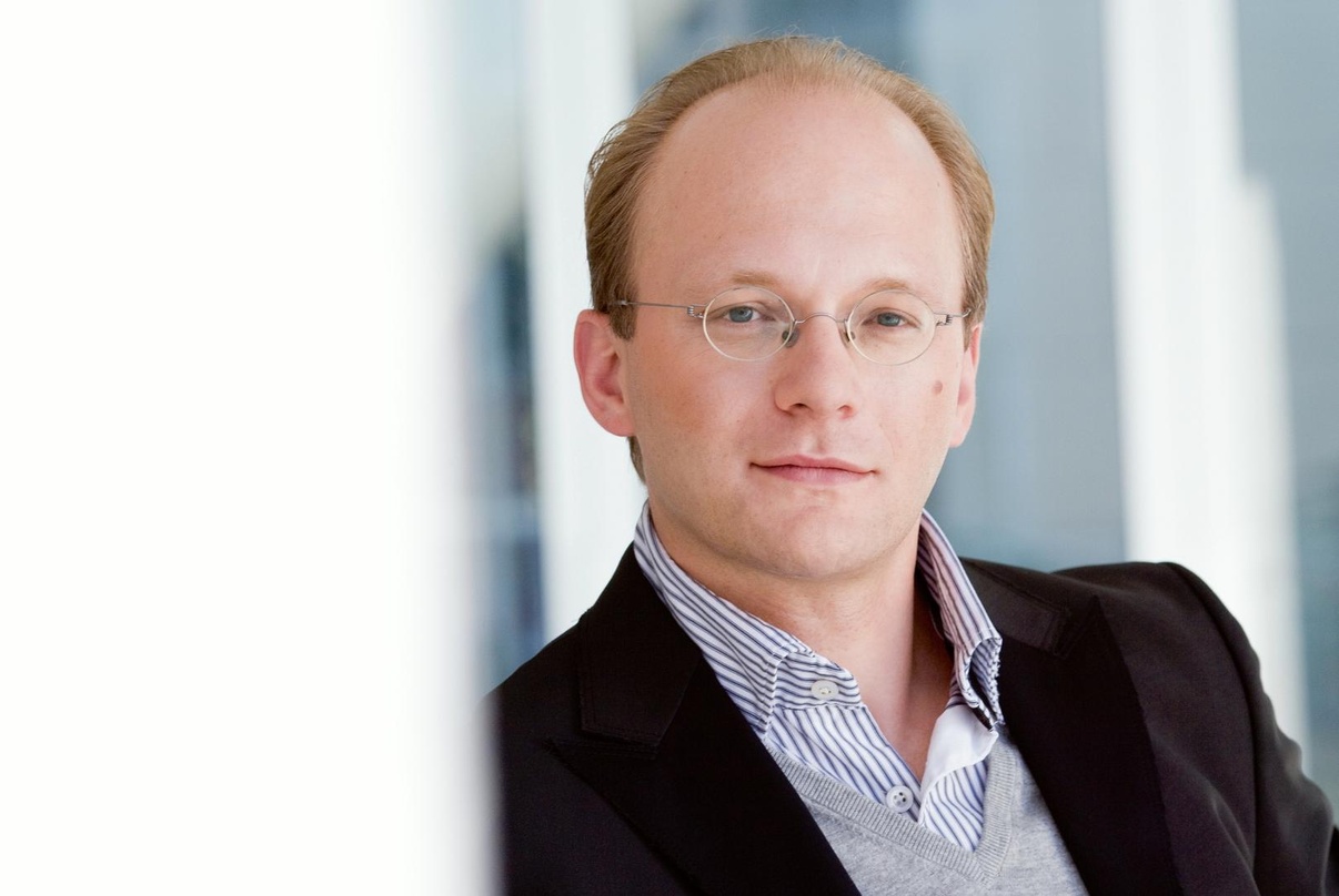 Hansjörg Albrecht, Dirigent & Organist, Künstlerischer Leiter Münchener Bach-Chor & Bach-Orchester: Wenn Robert Schumann einst schrieb, dass "des Lernens kein Ende" sei, so lässt sich dies...