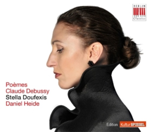 Stella Doufexis – Poèmes