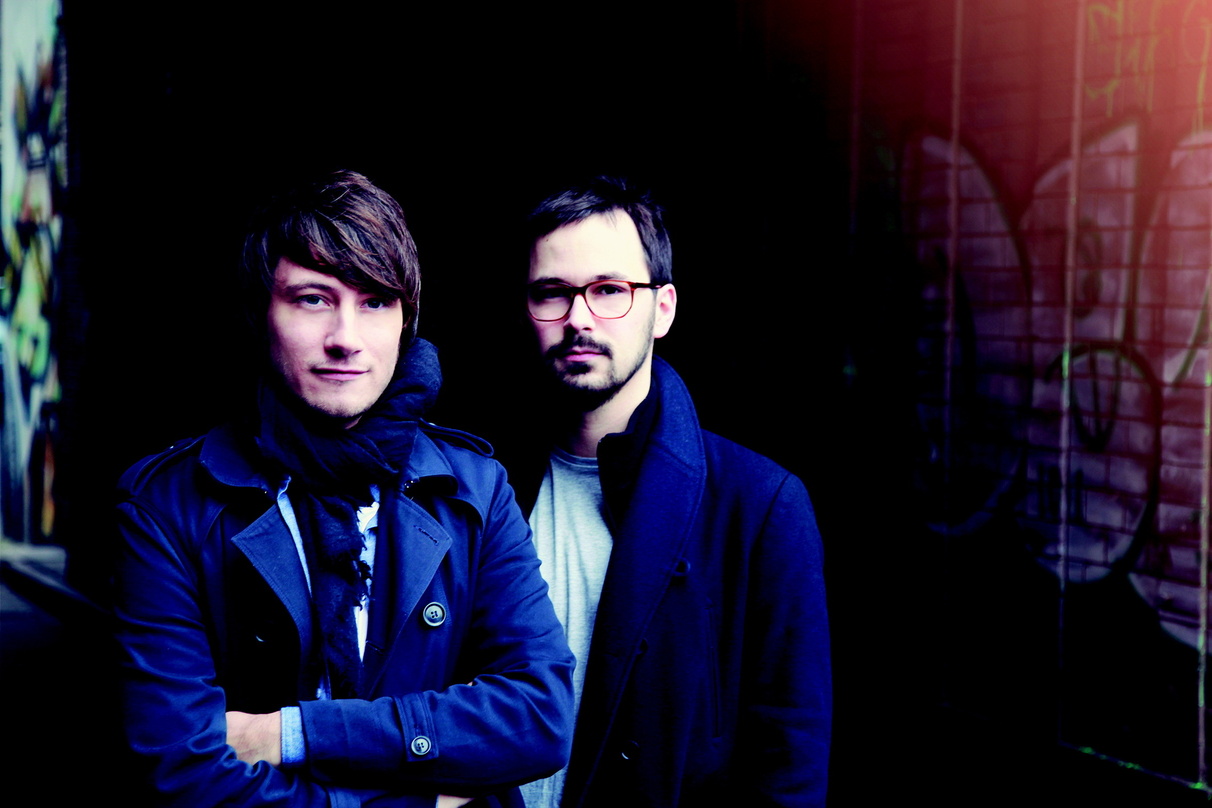 Arbeiten im Heimathafen: Malte Schröder (l.) und Stefan Schröer
