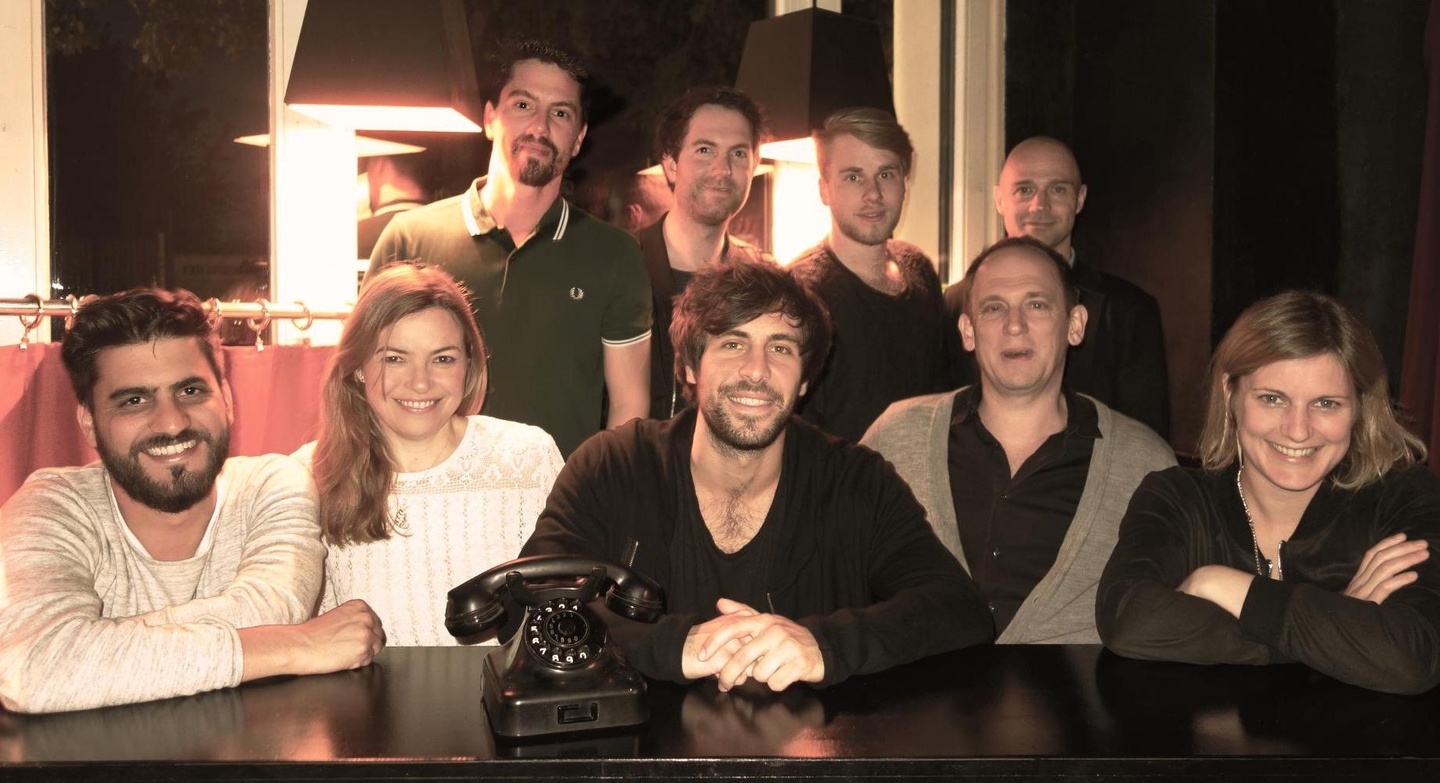 Besiegelten die Zusammenarbeit (von links): Aksel Picker (A&R Manager Sony/ATV ), Karina Poche (Director Business & Legal Affairs Sony/ATV), Max Paproth (Head of A&R GSA & Europe Creative ...